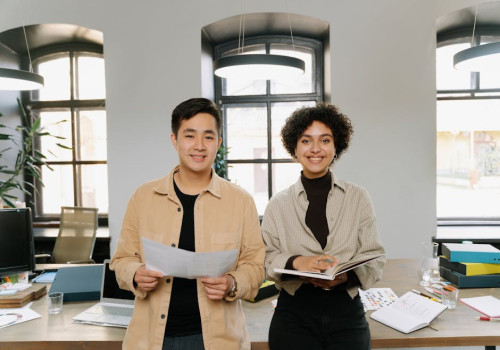 Het belang van beweging tijdens het werk, de rol van een sta bureau